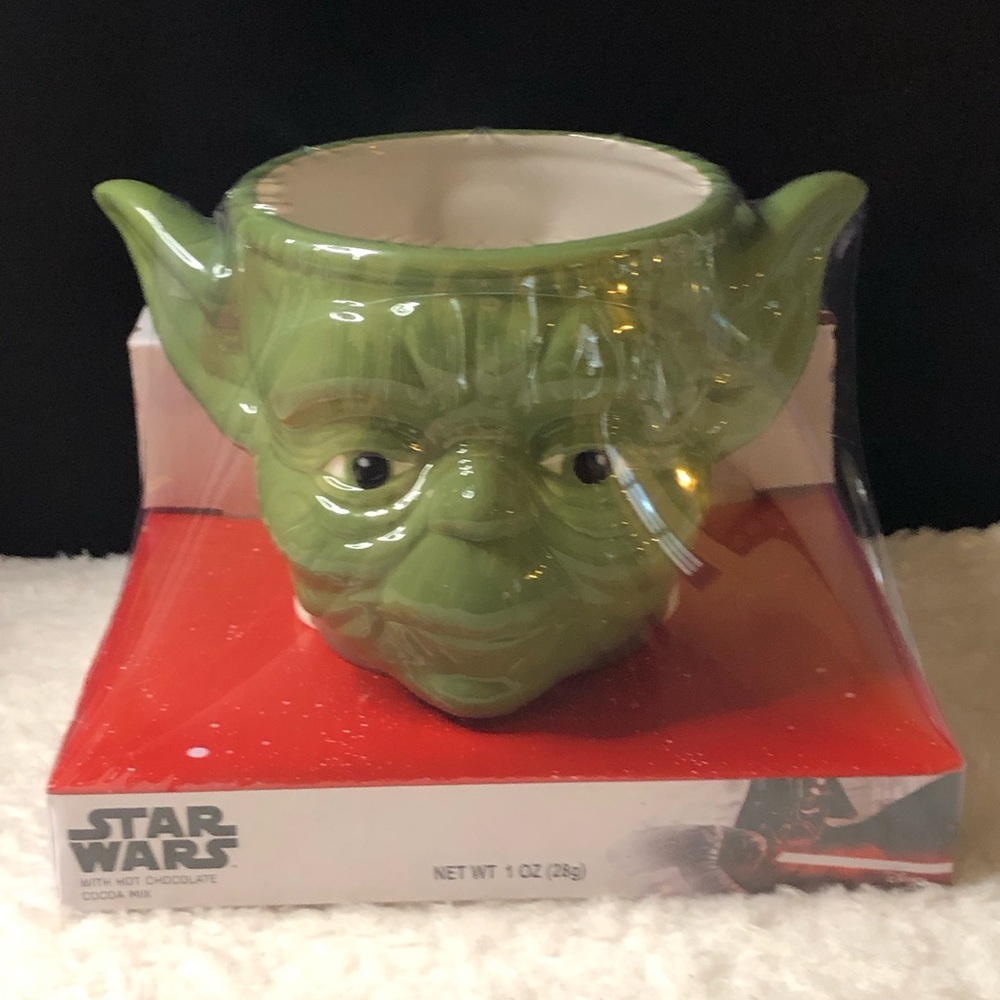 New Star Wars "Yoda" Collectors 3D Sculpted Mug W/Hot Chocolate By Galerie
